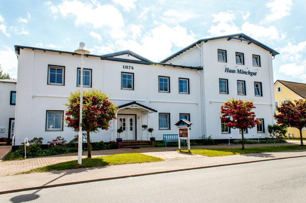 Hotel Haus Moenchgut Thiessow Eksteriør bilde